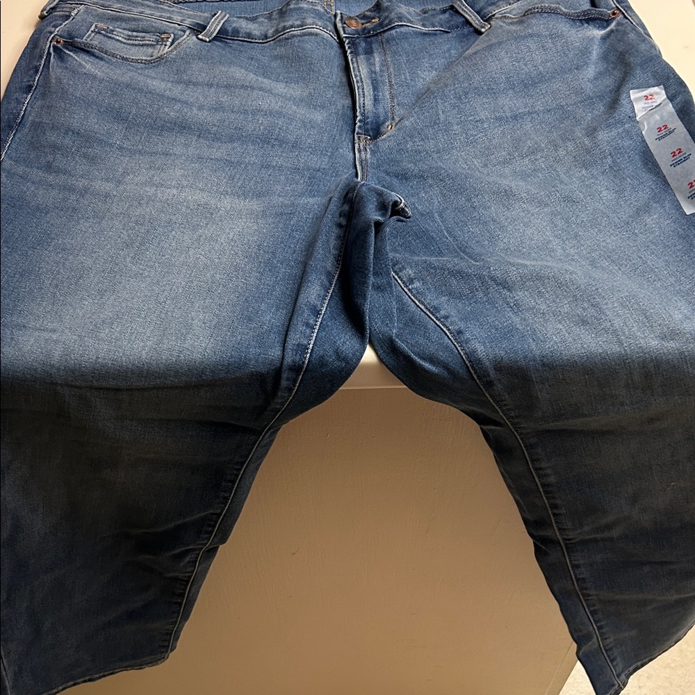 2 for $30 Old Navy Women's Mid-Rise Straight Leg Jeans Plus 22